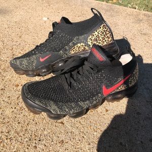 Women Nike vapormax flyknit 2 cheetah shoes size 8.5